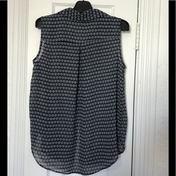 H&M blouse - Picture 2 of 3